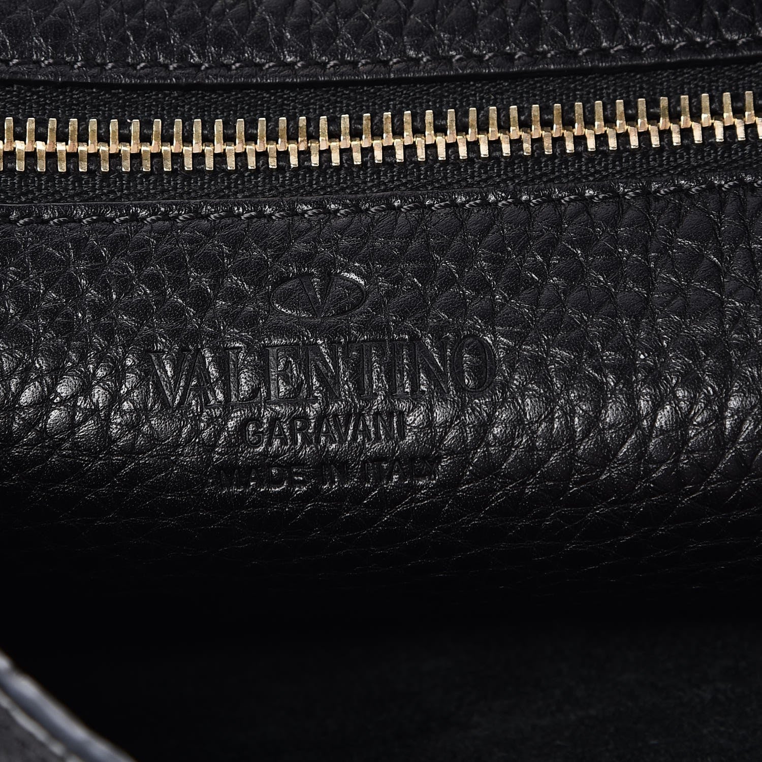 Valentino Garavani Pebbled Calfskin Large Rockstud Flip-Lock Messenger Bag Black 6 of 7