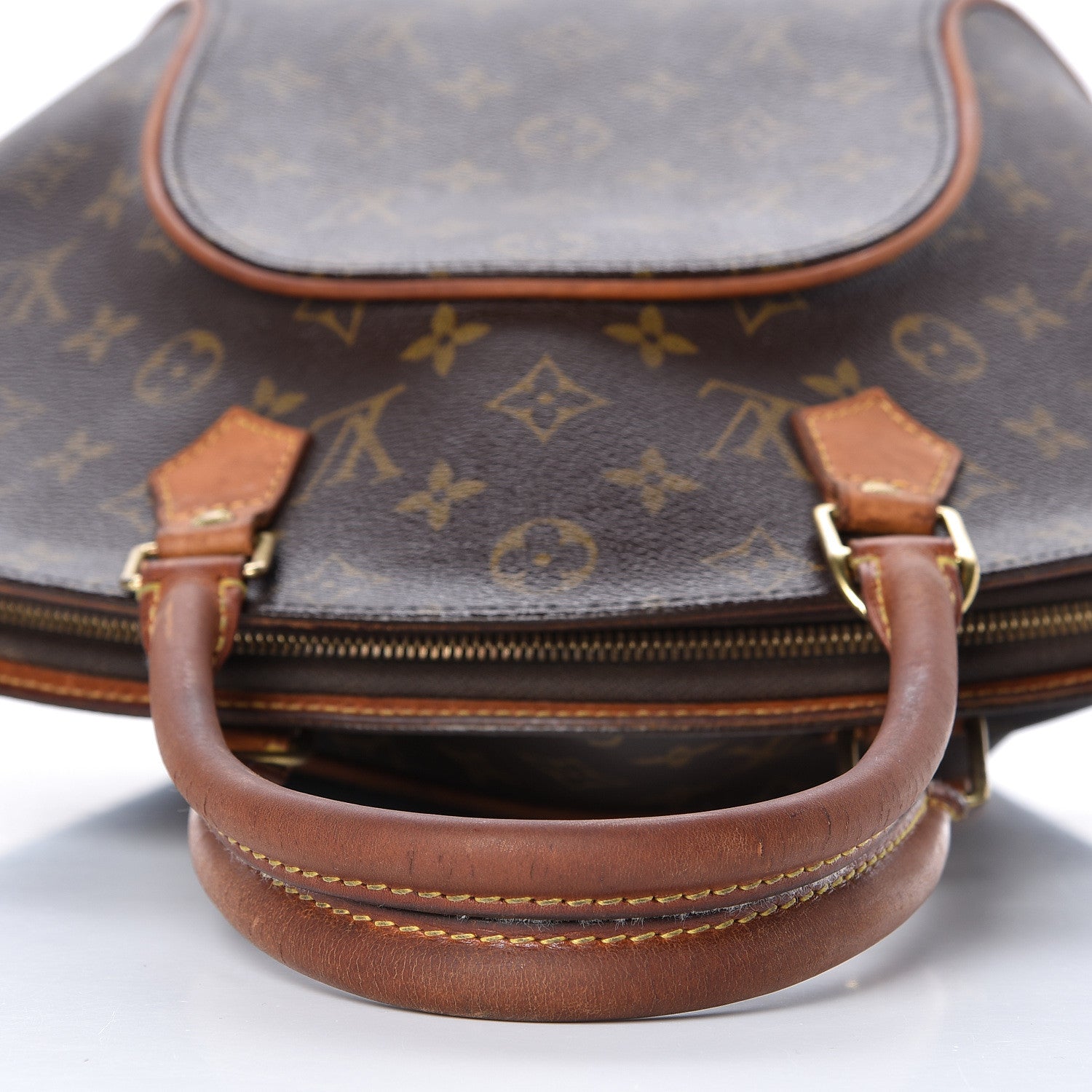 Louis Vuitton Monogram Ellipse MM 11 of 19