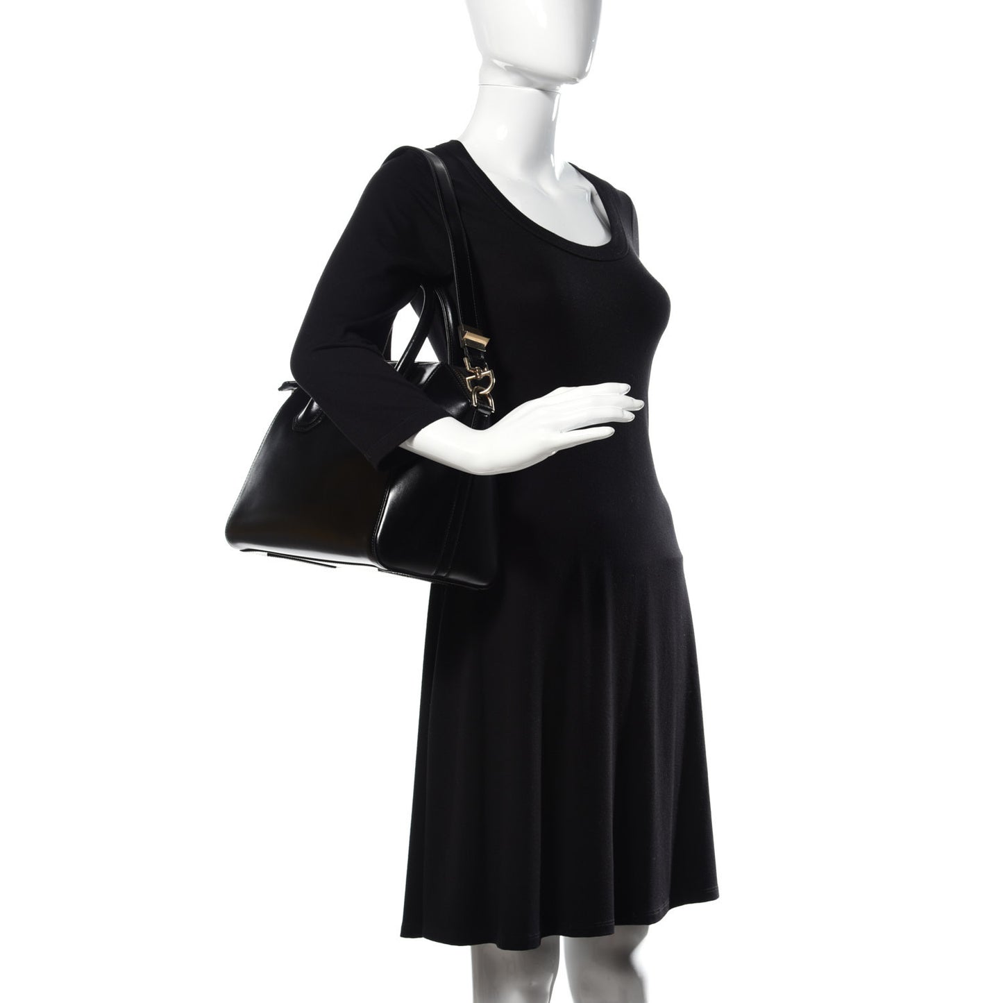 Shiny Lord Calfskin Small Antigona Black