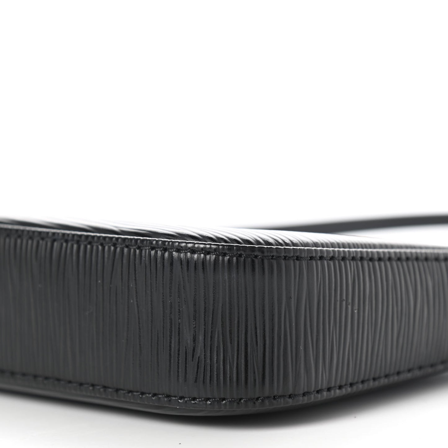 Epi Pochette Accessories NM Black