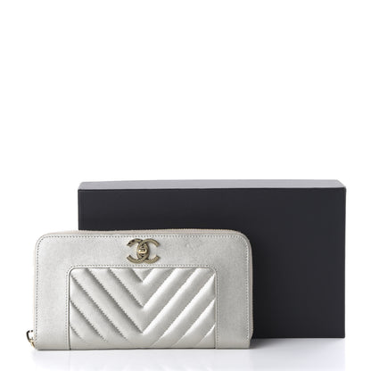 Chanel Metallic Sheepskin Quilted Mademoiselle Vintage Zip Around Wallet Light Gold 12 of 12