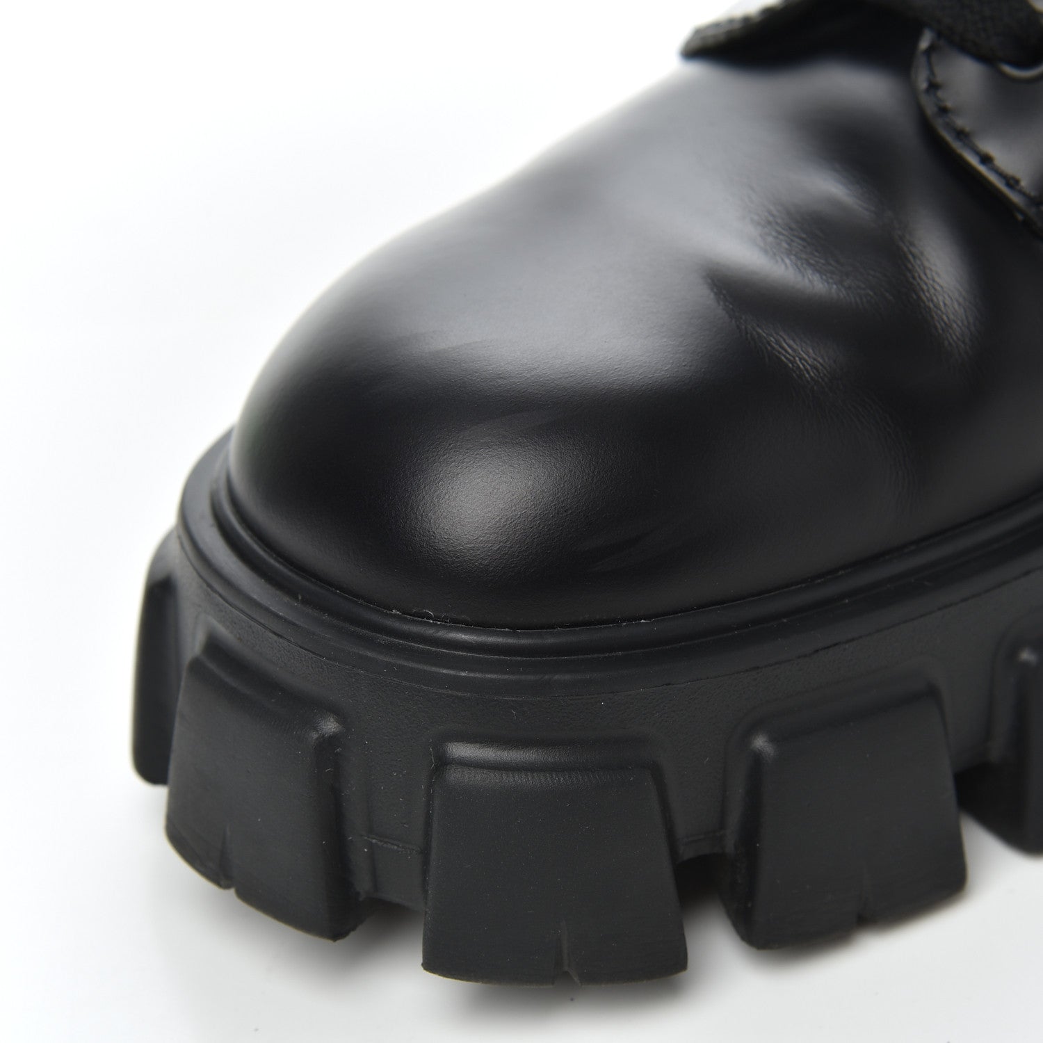 Prada Spazzolato Rois Re-Nylon Metal Triangle Logo Mens Monolith Pouch Pocket 60mm Combat Boots 8.5 Black 11 of 16