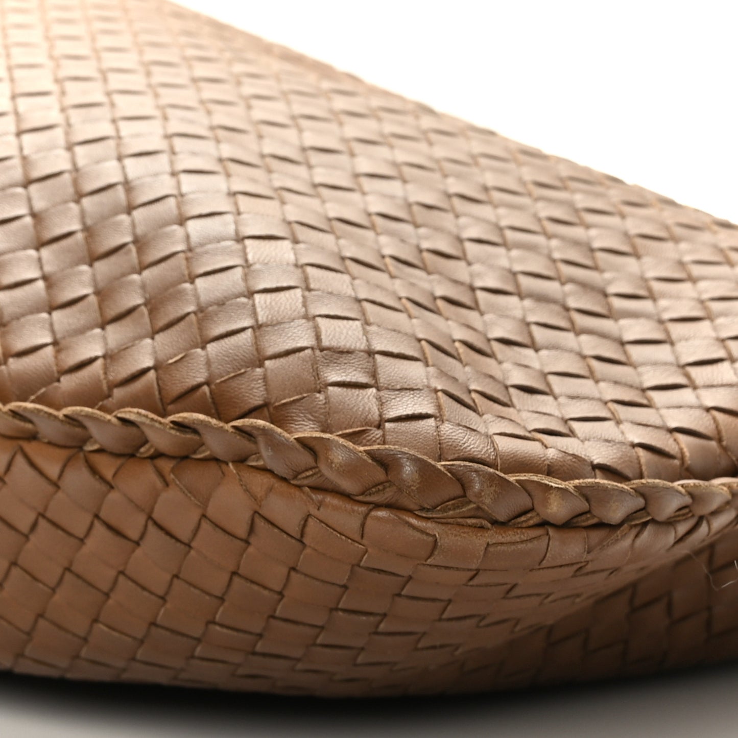 Nappa Intrecciato Maxi Veneta Hobo Maple