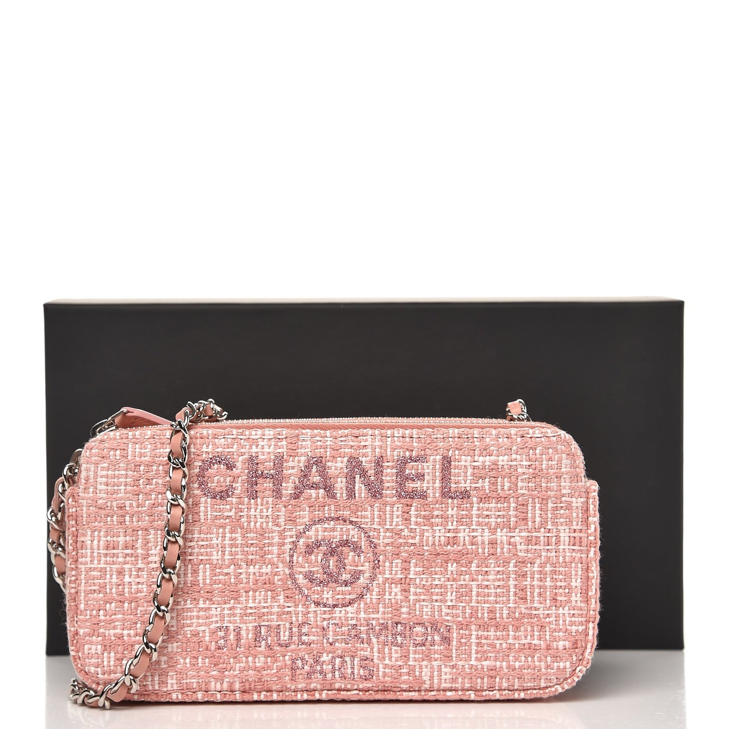 Canvas Small Deauville Clutch With Chain Pink