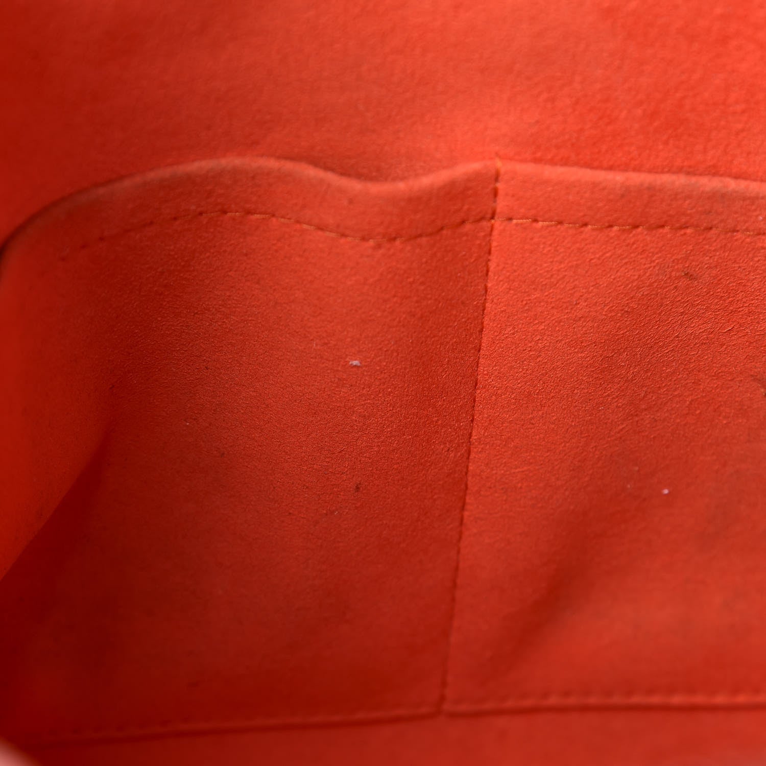 Louis Vuitton Epi Alma GM Piment 9 of 12
