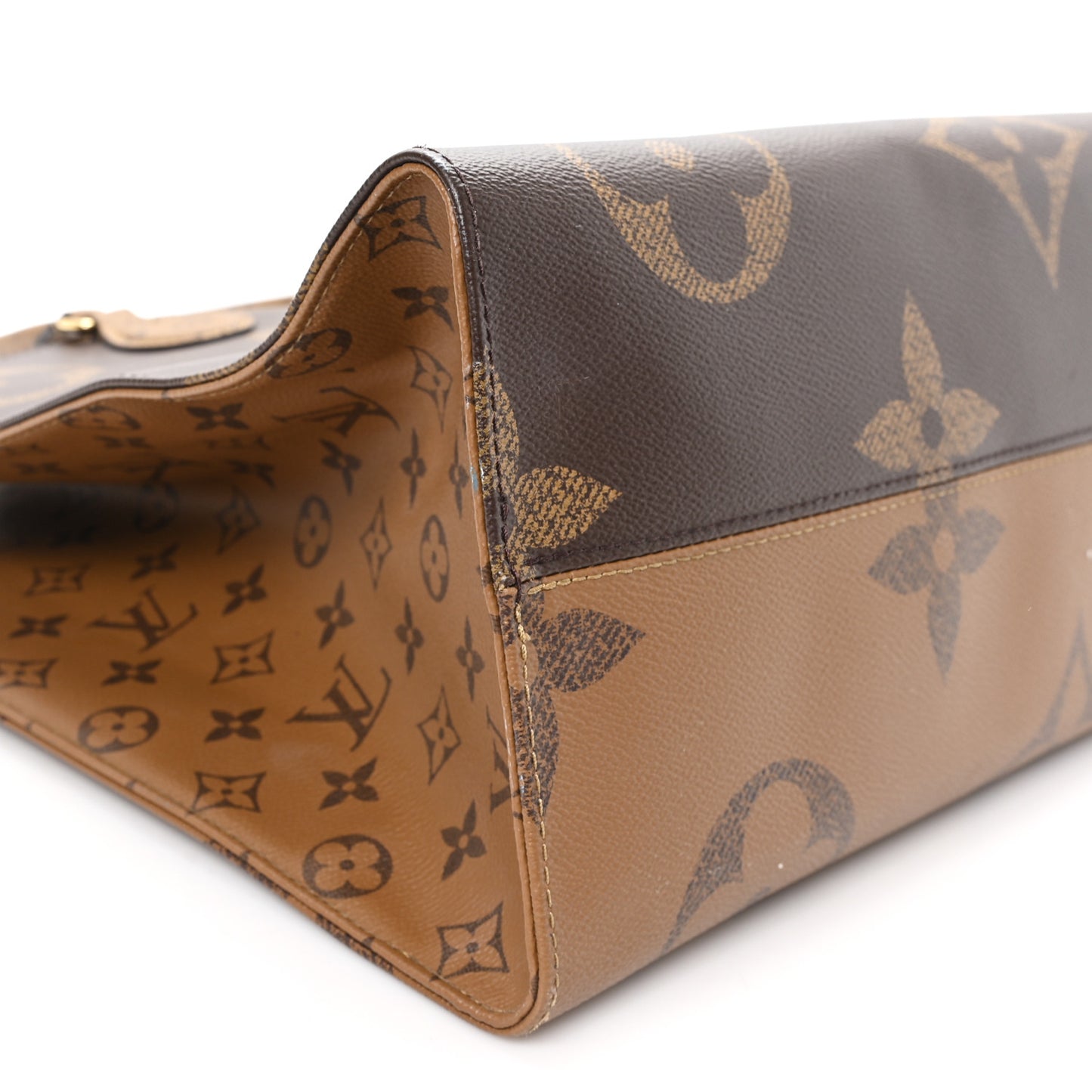Reverse Monogram Giant Onthego GM