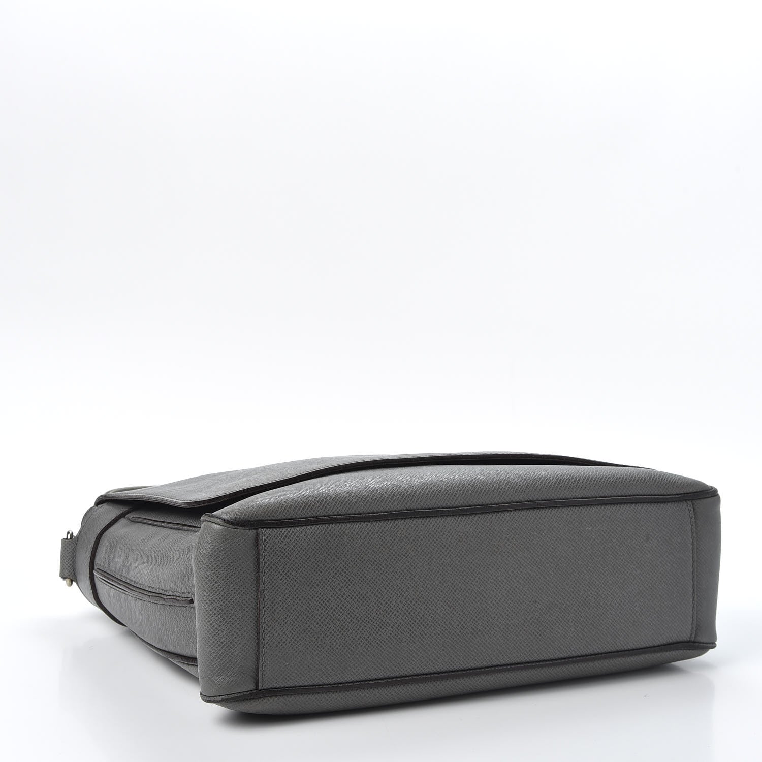 Louis Vuitton Taiga Roman MM Messenger Glacier 3 of 9