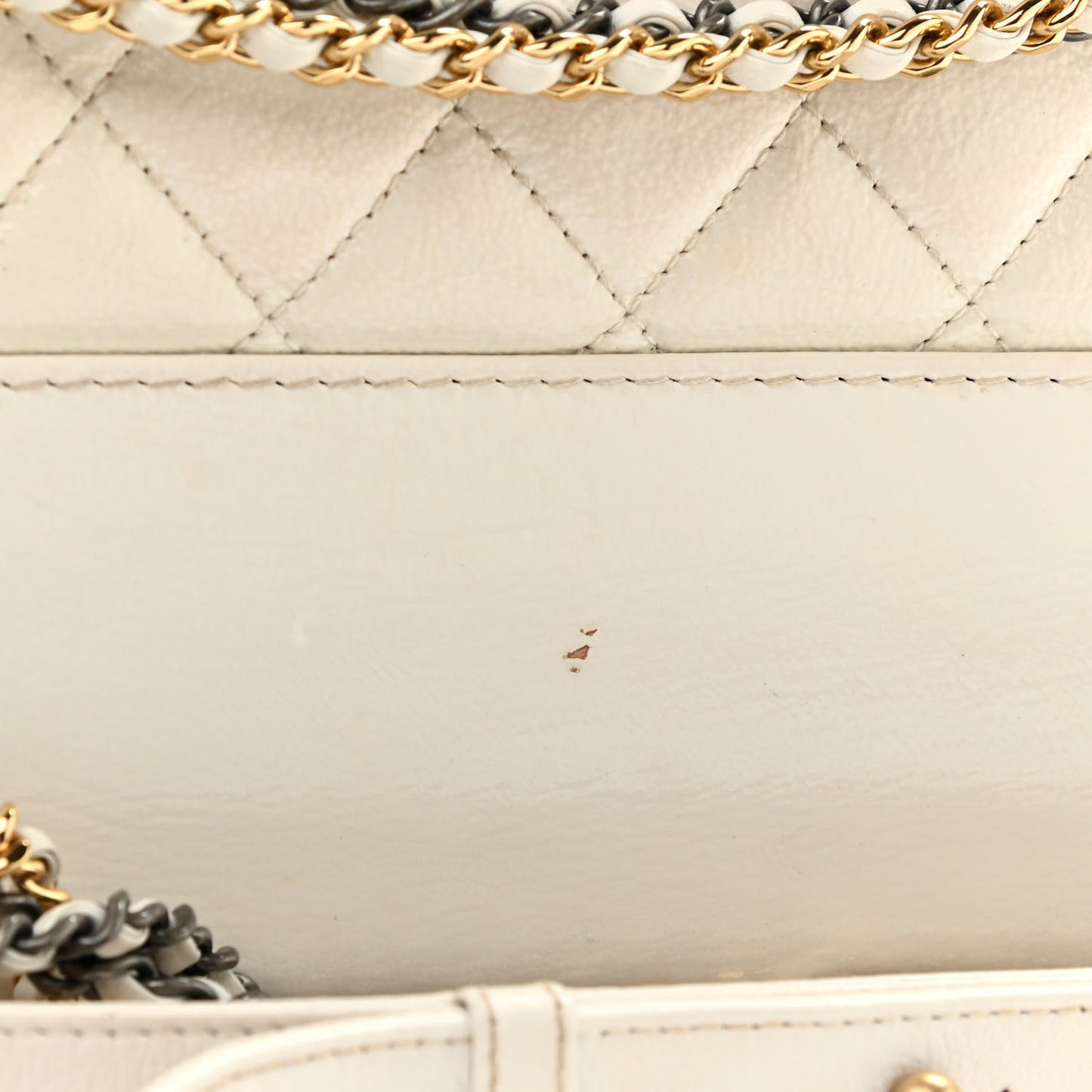Patent Goatskin Quilted Medium Gabrielle Hobo White