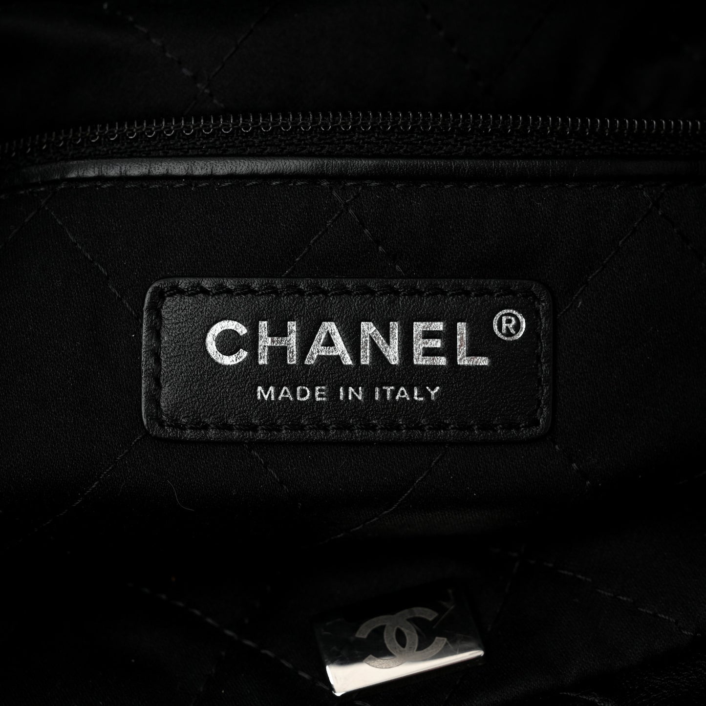 Shiny Calfskin Quilted Small Chanel 22 Black
