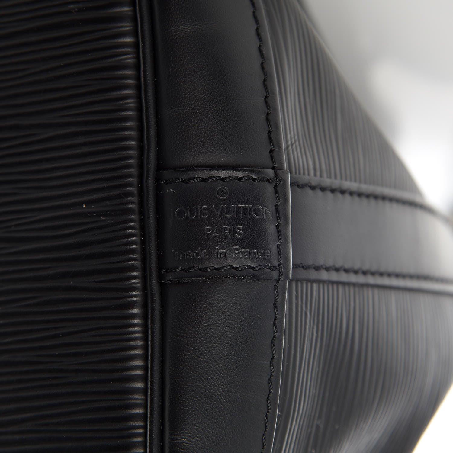Louis Vuitton Epi Noe Black 6 of 12