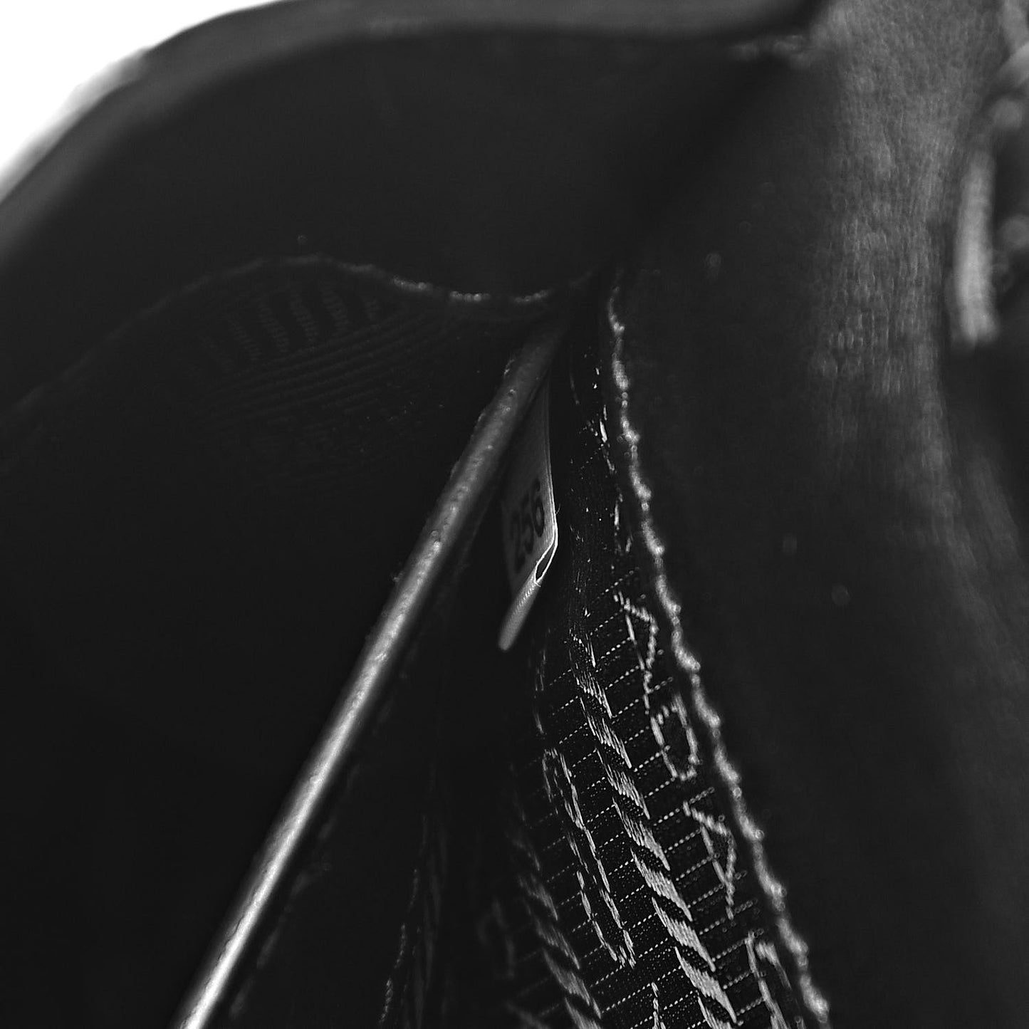 City Calf Cahier Belt Bag Black