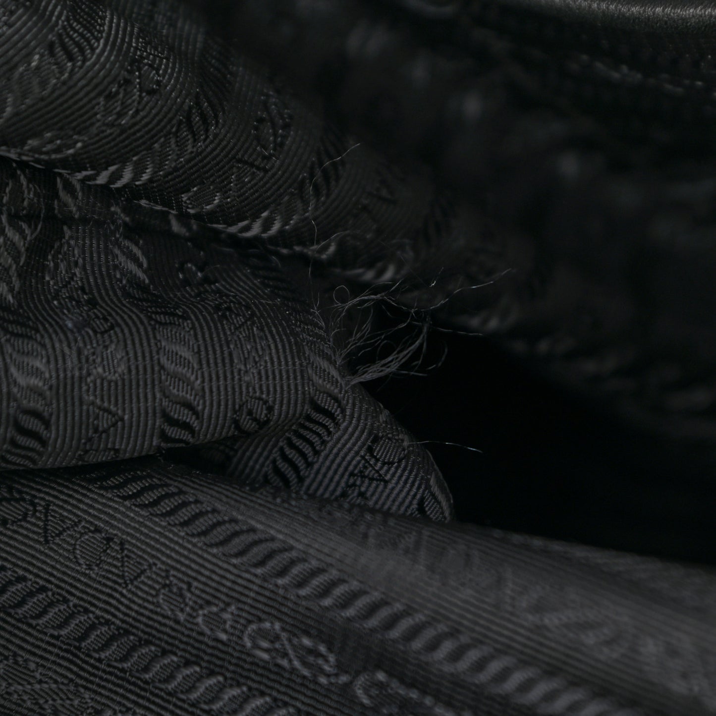 Tessuto Nylon Saffiano Tote Black