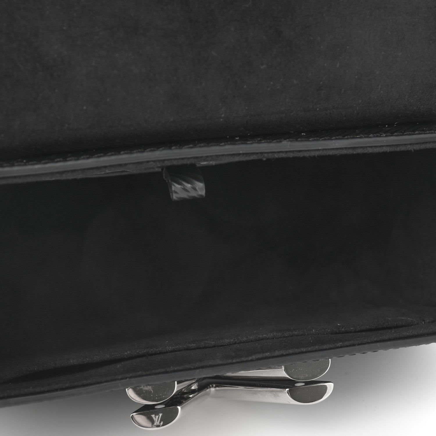 Louis Vuitton Epi Twist Shoulder Bag PM Black 5 of 13