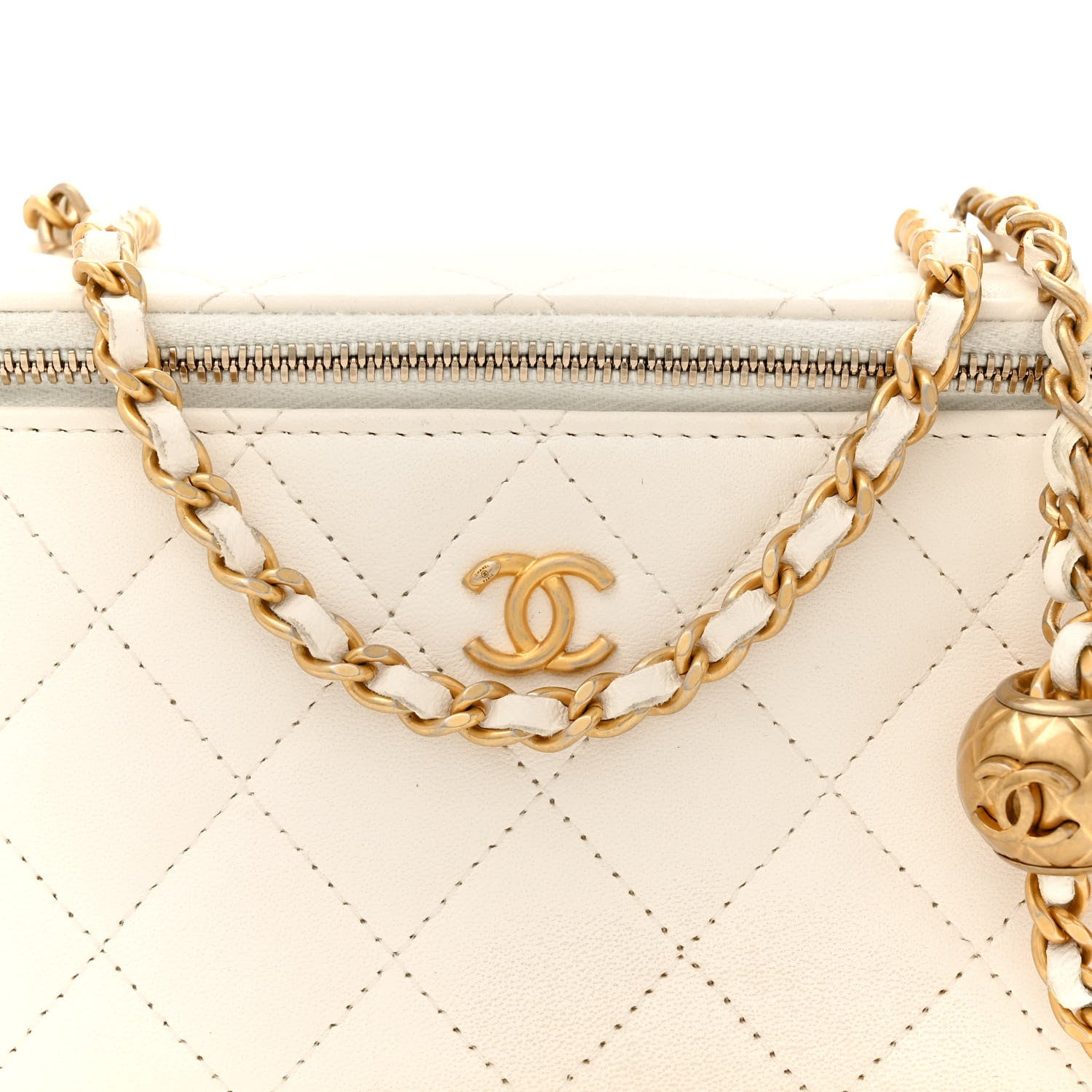 Chanel Lambskin Quilted Pearl Crush Small Vanity Case With Chain White 8 of 13