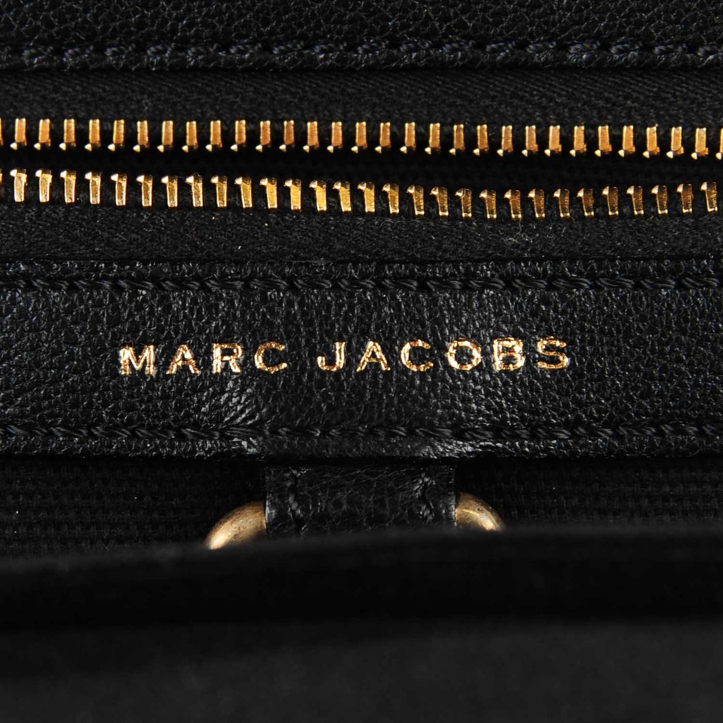 Calfskin Quilted Stam Black