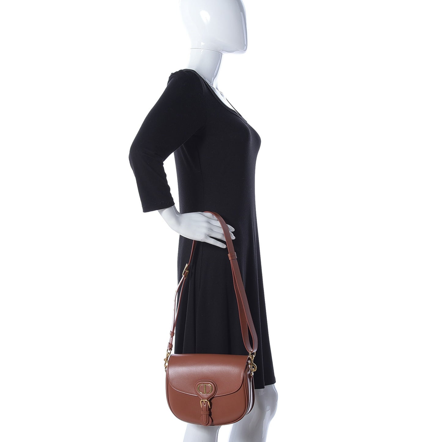 Box Calfskin Medium Bobby Flap Dark Tan