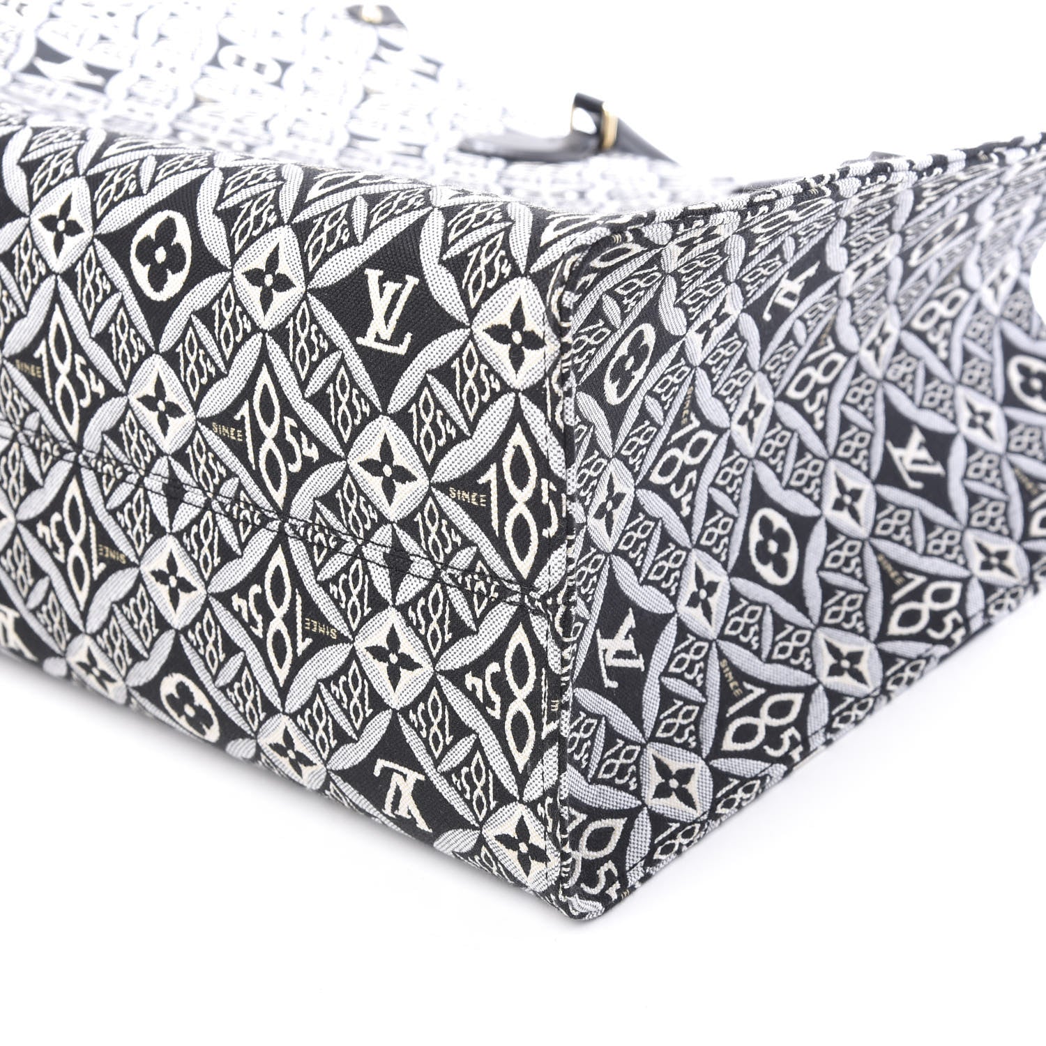 Louis Vuitton Jacquard Since 1854 Onthego GM Grey 8 of 9