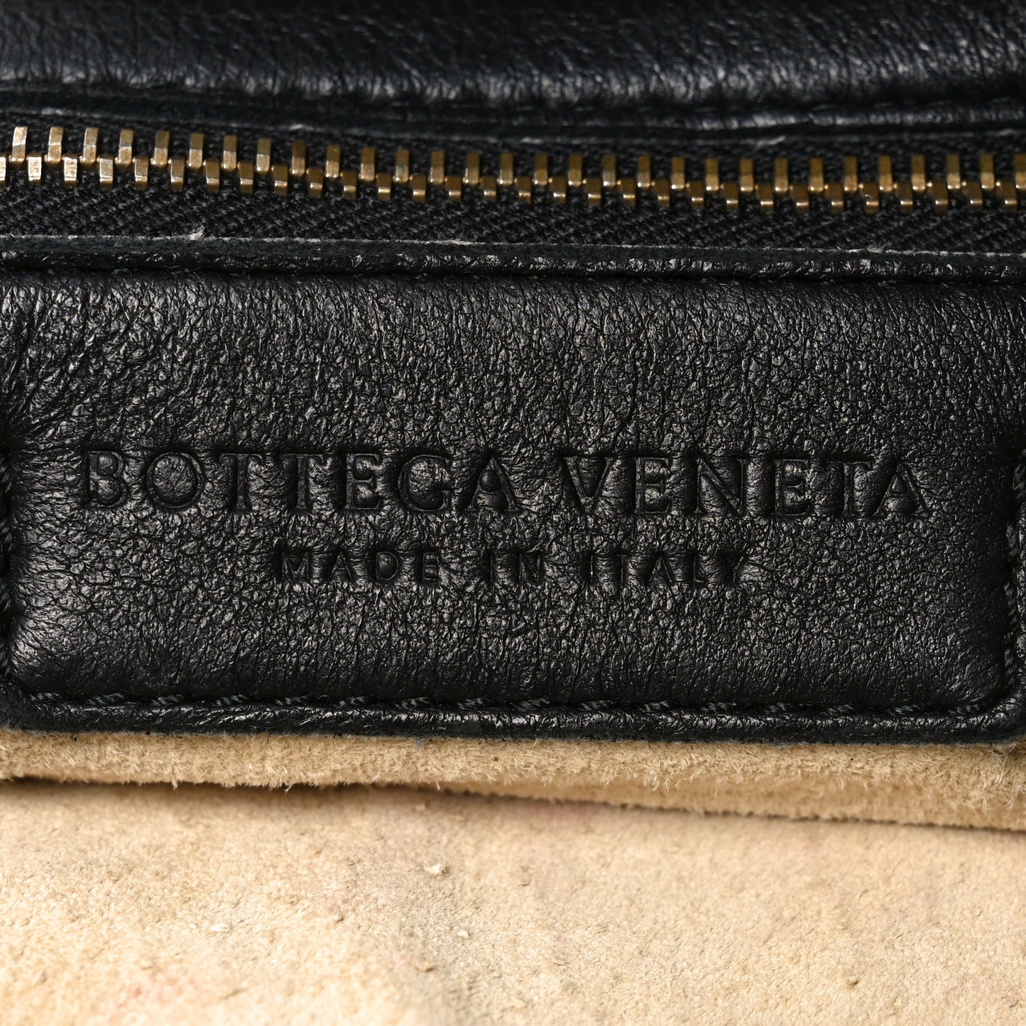 Nappa Intrecciato Large Veneta Hobo Black