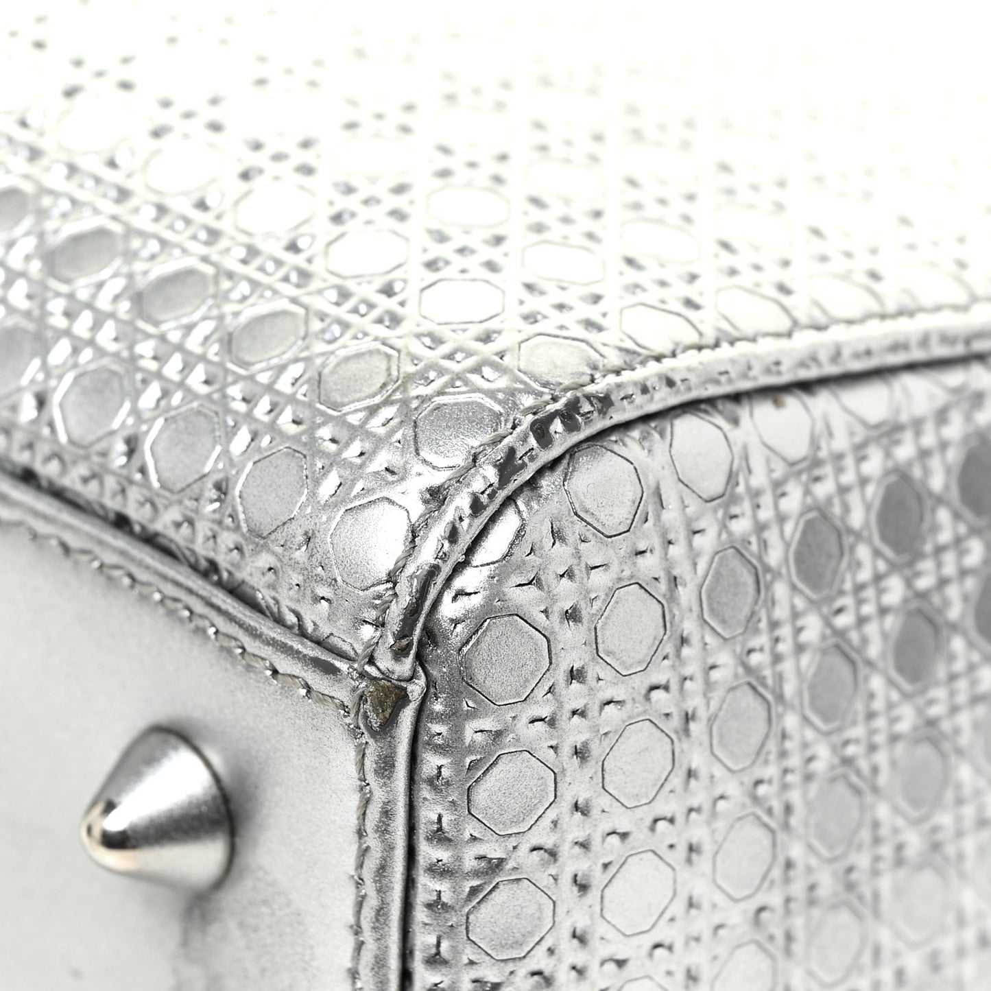 Metallic Patent Micro-Cannage Medium Lady Dior Silver