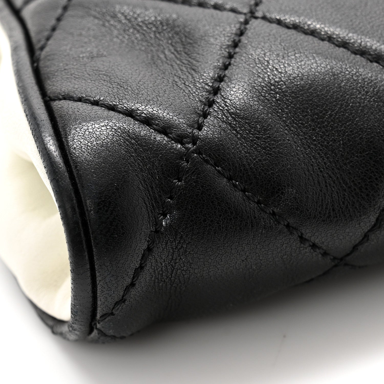Chanel Lambskin Quilted Pearl Kiss Lock Clutch Black White 14 of 15