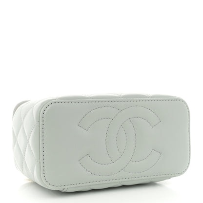 Chanel Lambskin Enamel Quilted Logo Small Vanity Case With Chain Light Grey 4 of 11