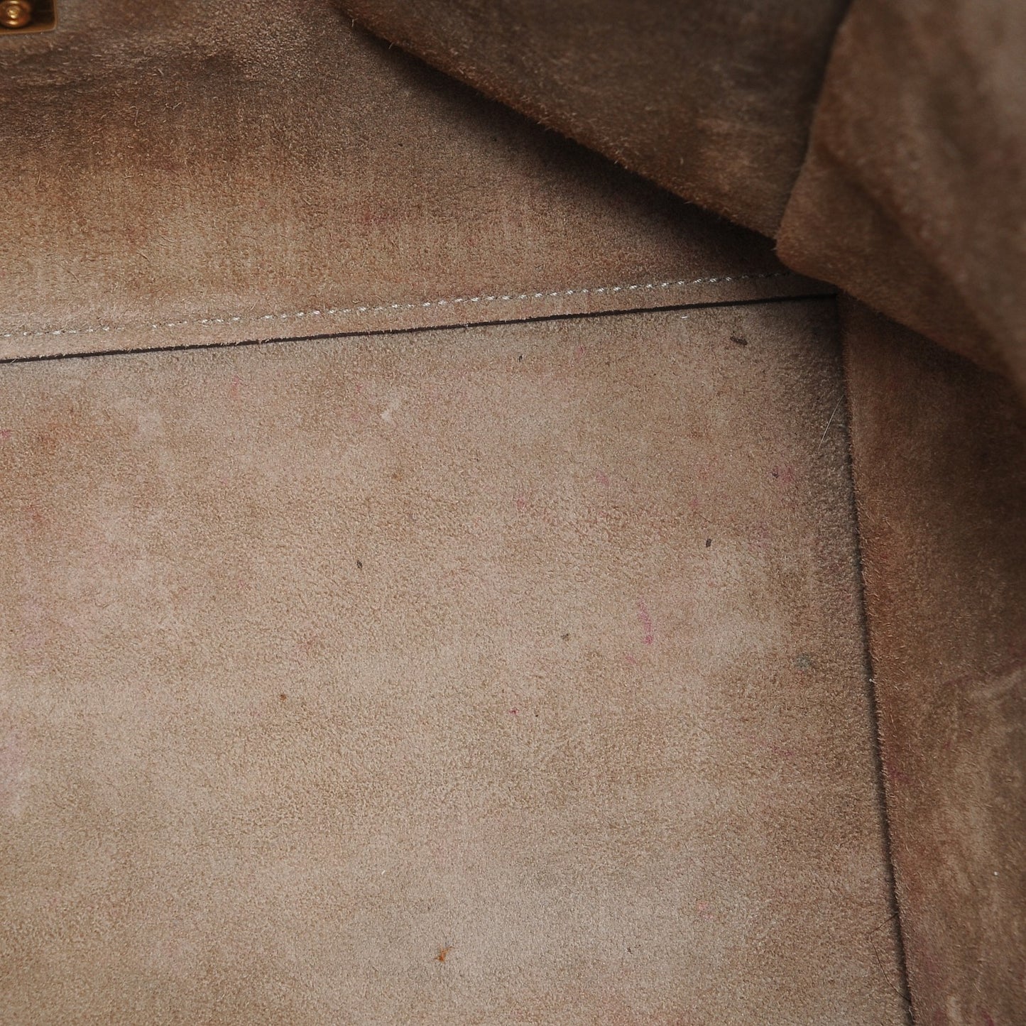 Smooth Calfskin Medium Trapeze Taupe