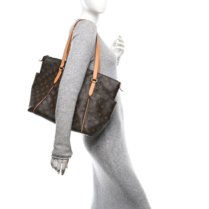 Louis Vuitton Monogram Palermo PM 2 of 10