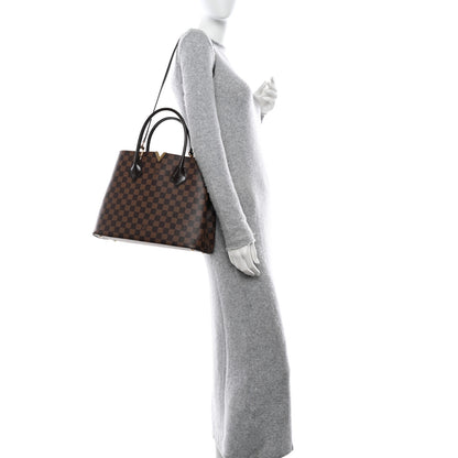 Louis Vuitton Damier Ebene Kensington 2 of 11