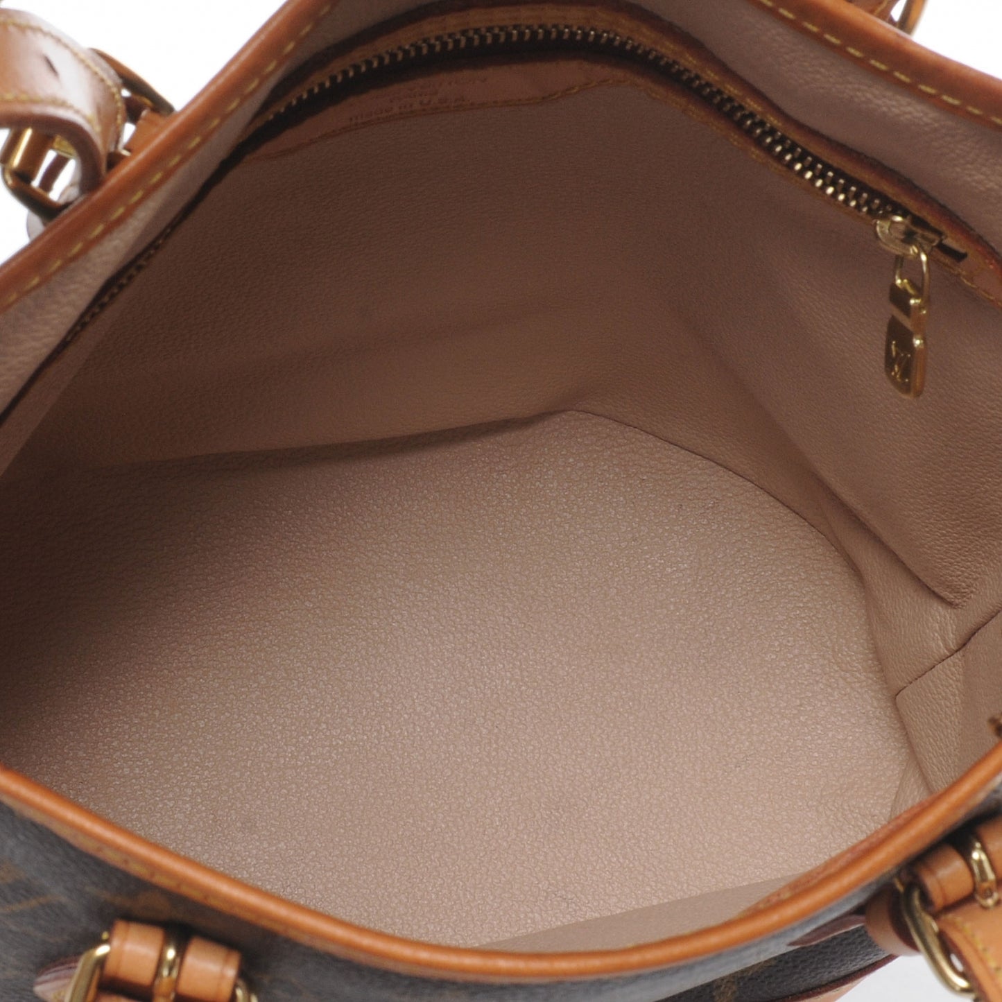 Monogram Petit Bucket 23