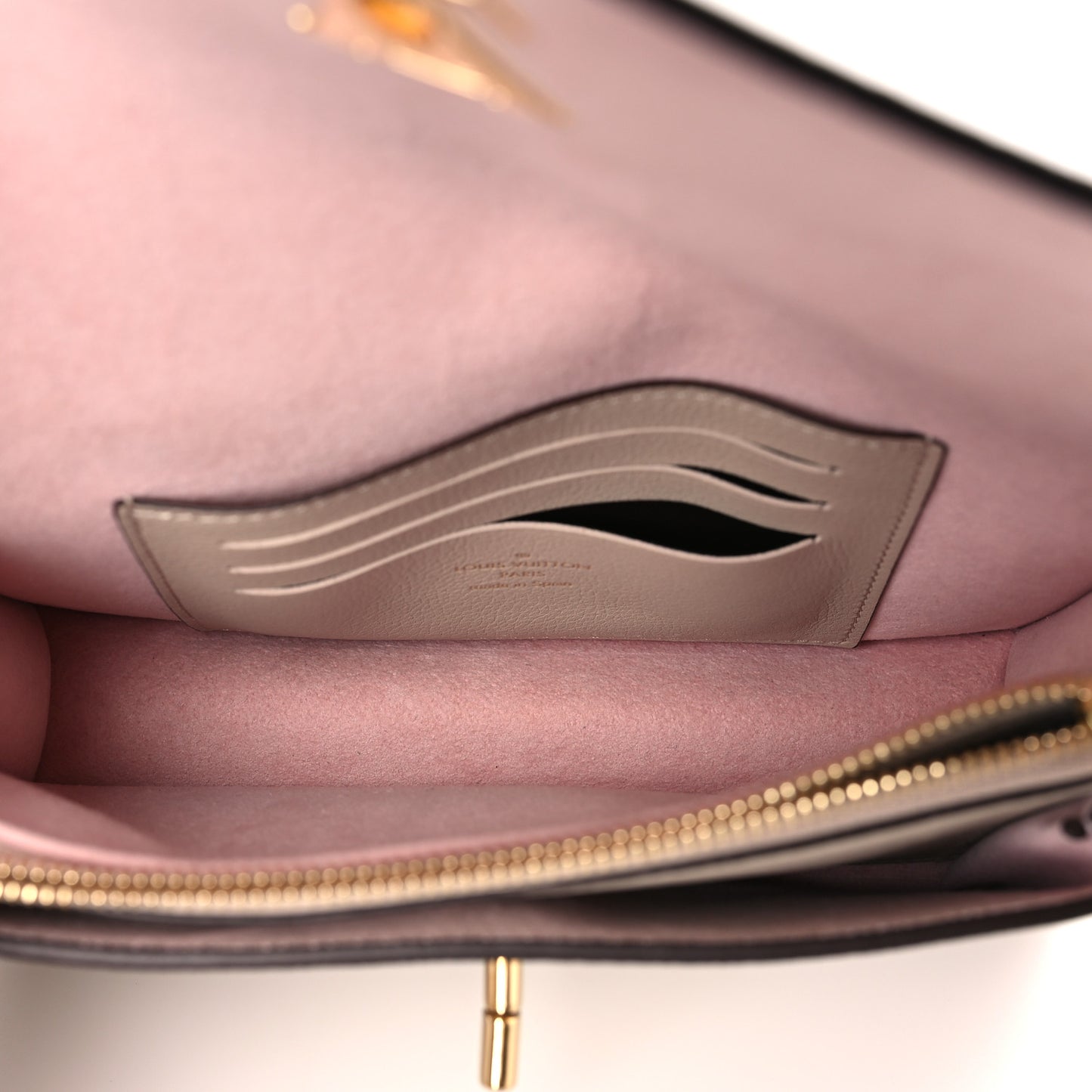 Soft Calfskin My Lockme Chain Pochette Greige