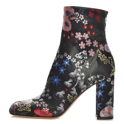 Valentino Garavani Brocade Camugarden Embroidered Short Boots 36.5 Nero Black 1 of 8