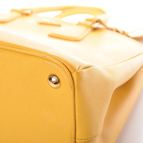 Saffiano Lux Parabole Tote Mimosa