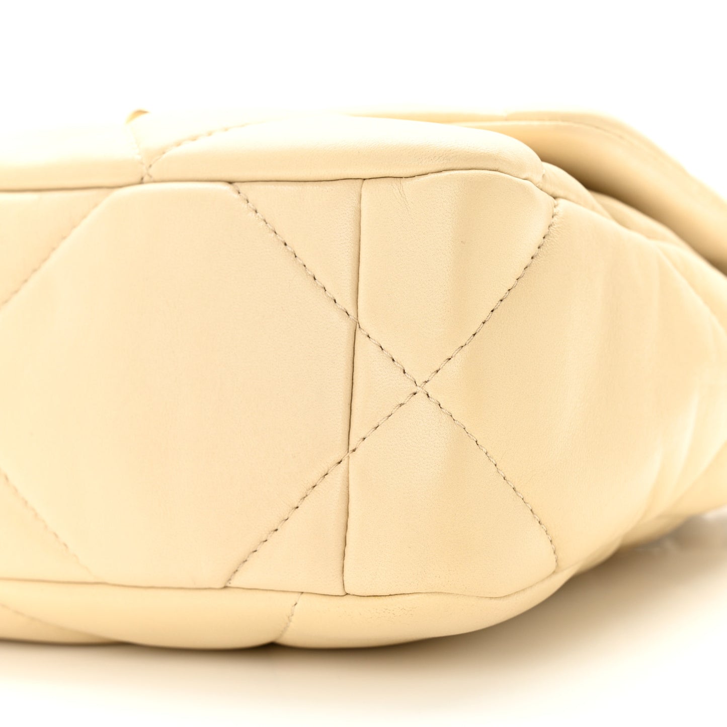 Lambskin Quilted Medium Chanel 19 Flap Beige