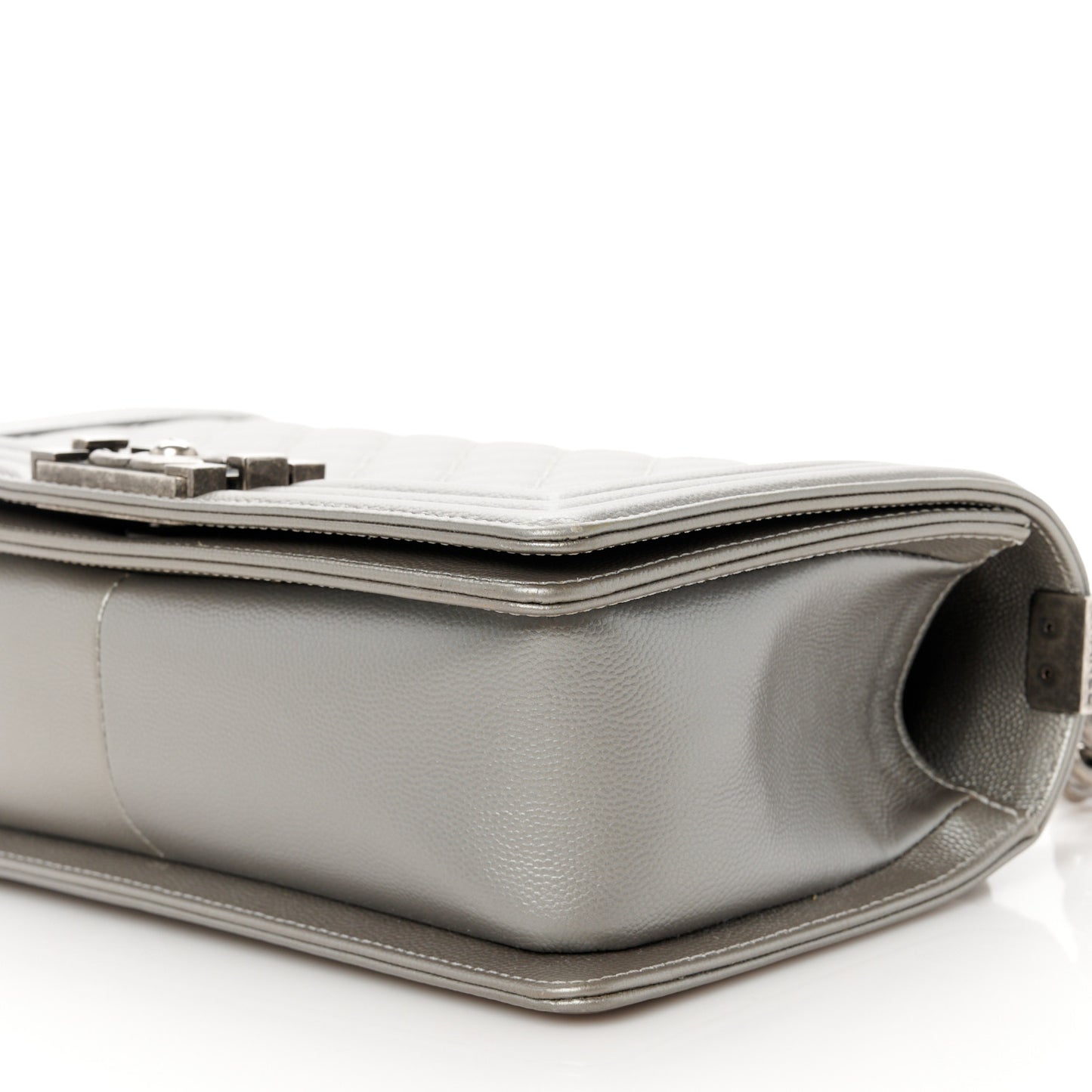Metallic Caviar Quilted Medium Boy Flap Silver