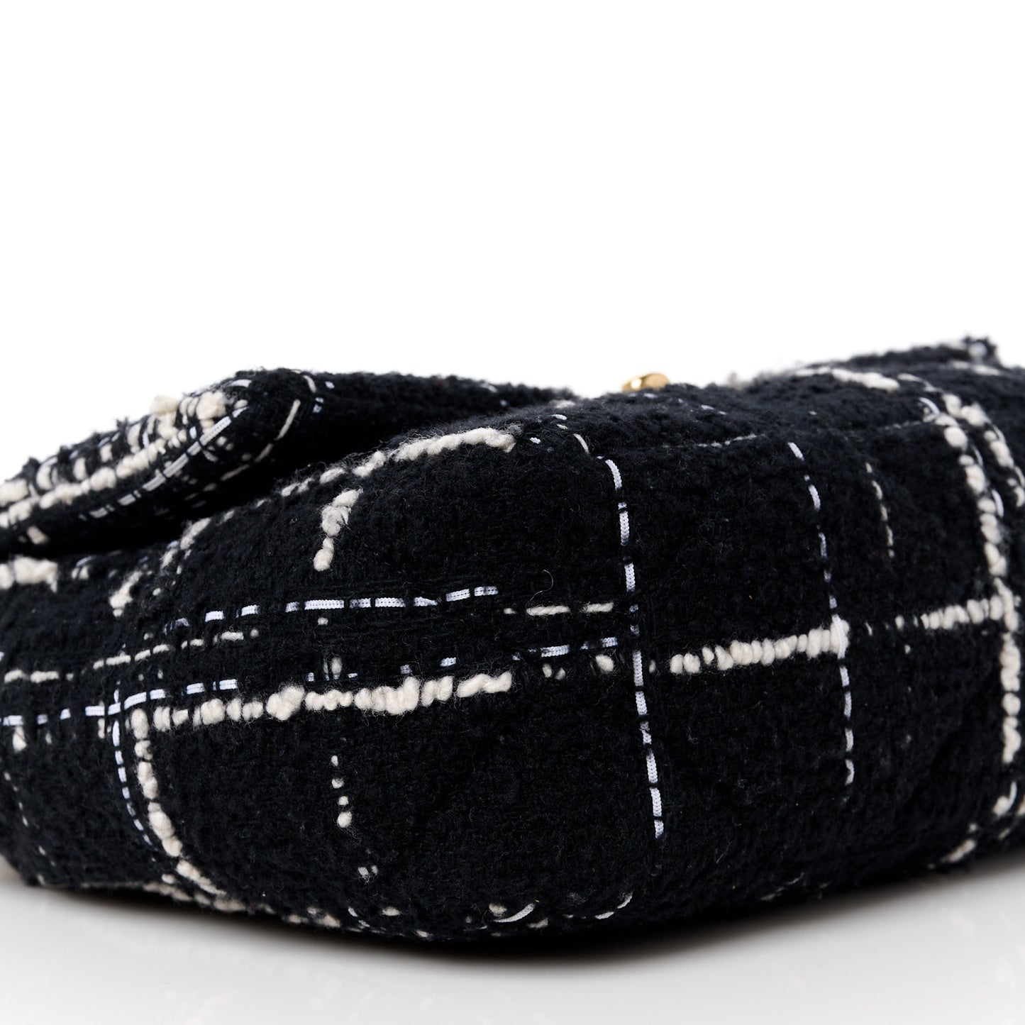 Tweed Quilted Medium Chanel 19 Flap Black White