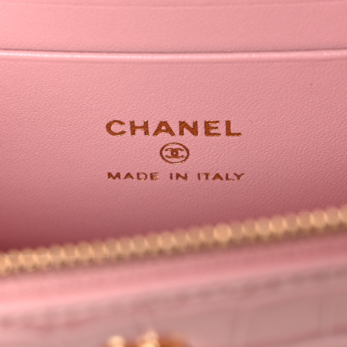 Calfskin Crocodile Embossed Crococo Top Handle Slim Vanity Case With Chain Pink