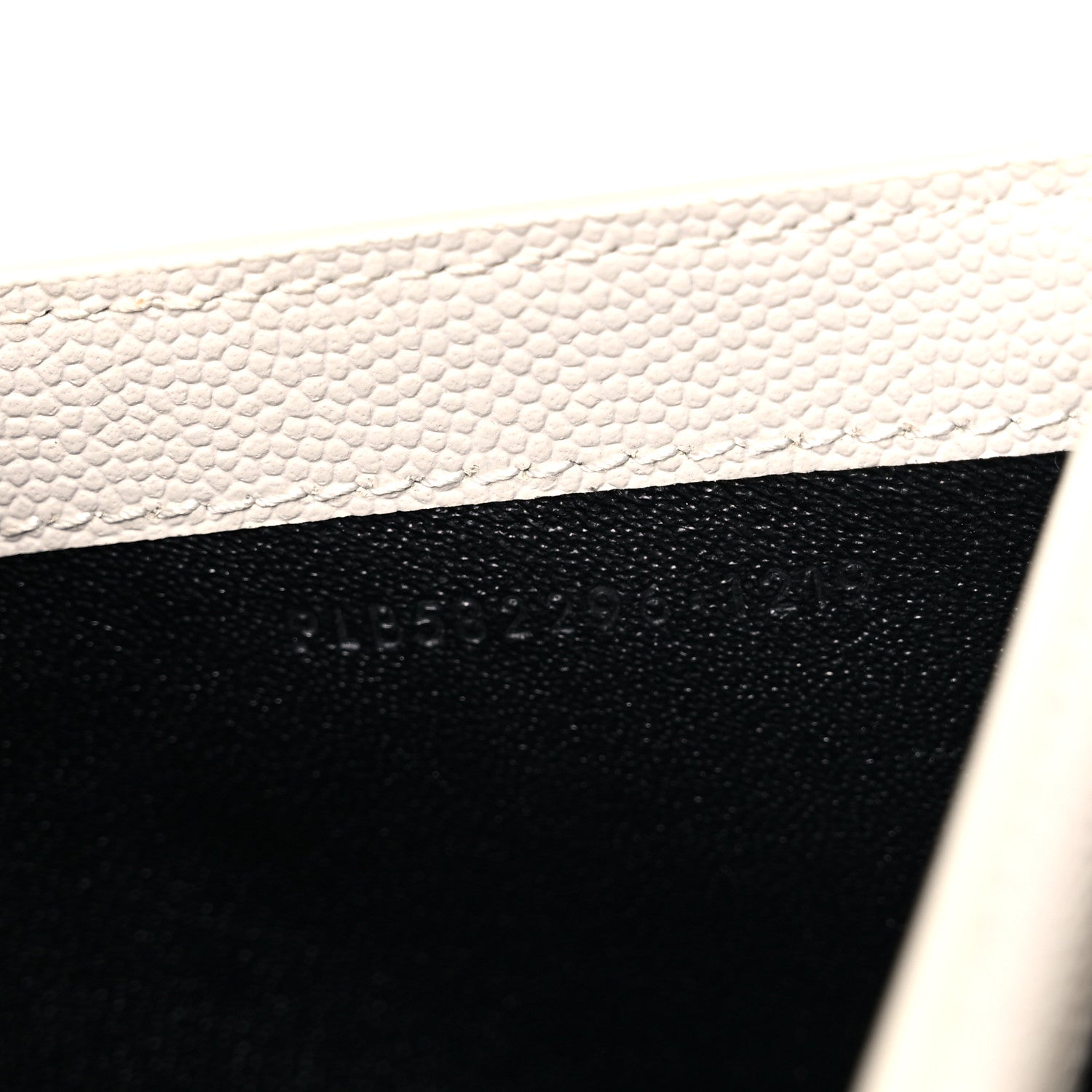 Saint Laurent Grain De Poudre Monogram Uptown Compact Wallet Blanc Vintage 9 of 17