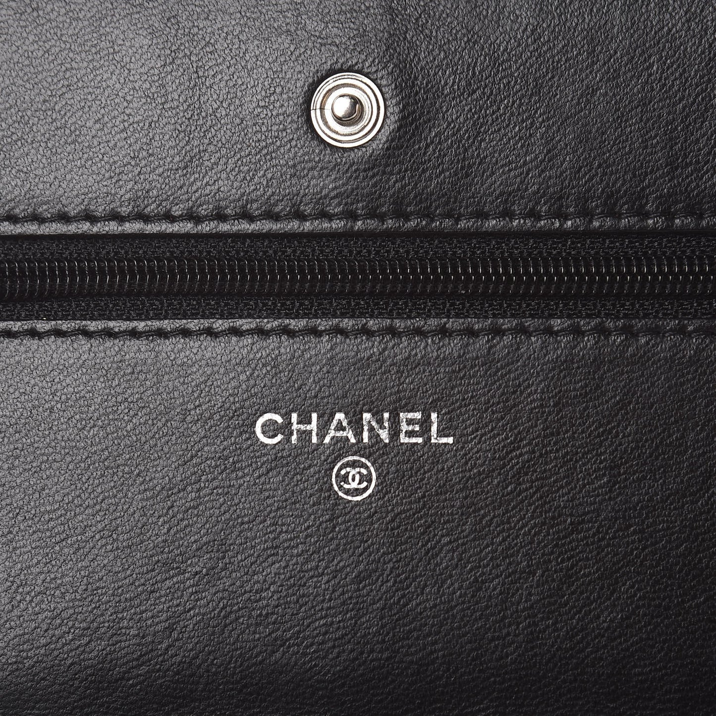 Lambskin Quilted Wallet On Chain WOC Black