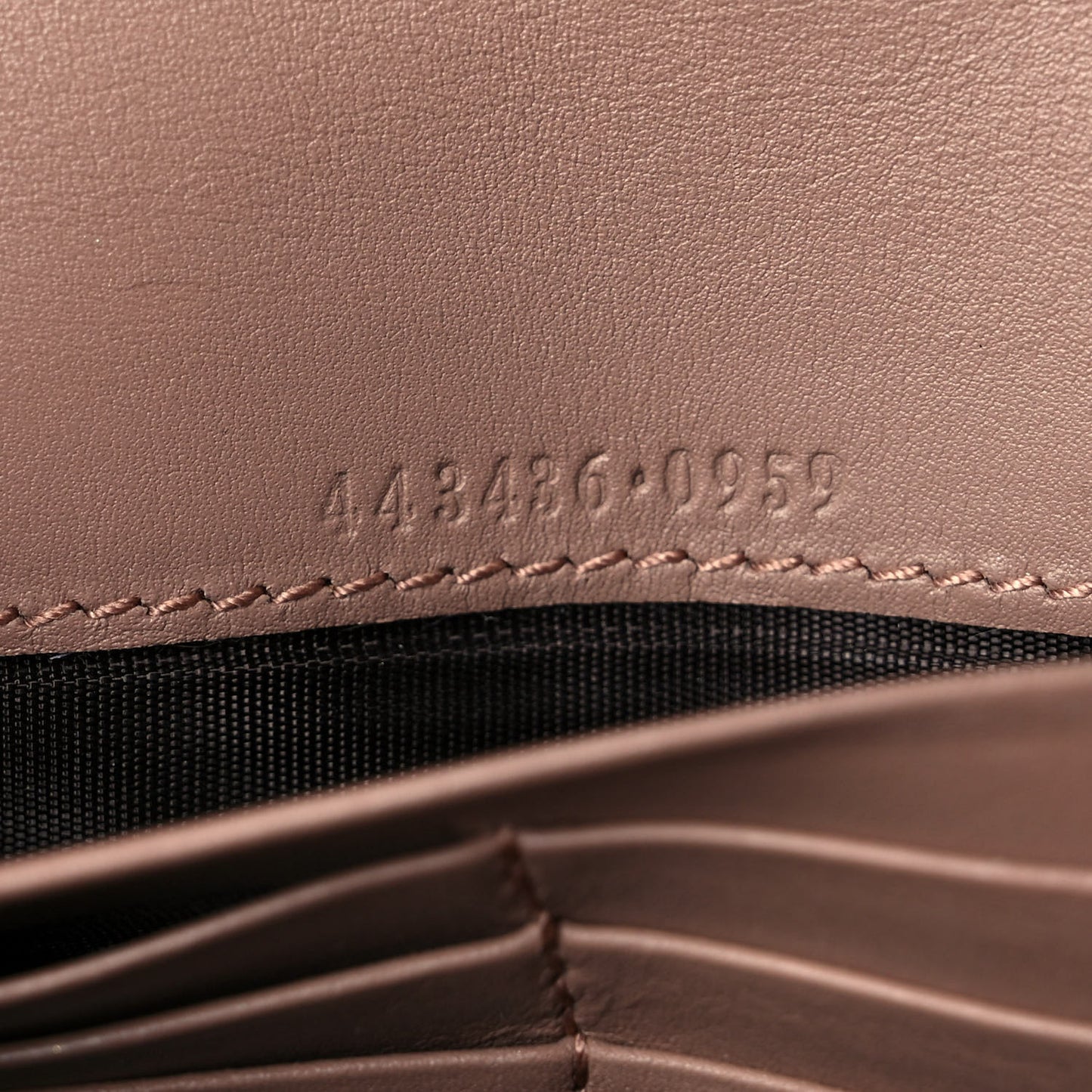 Calfskin Matelasse GG Marmont Continental Wallet Porcelain Rose