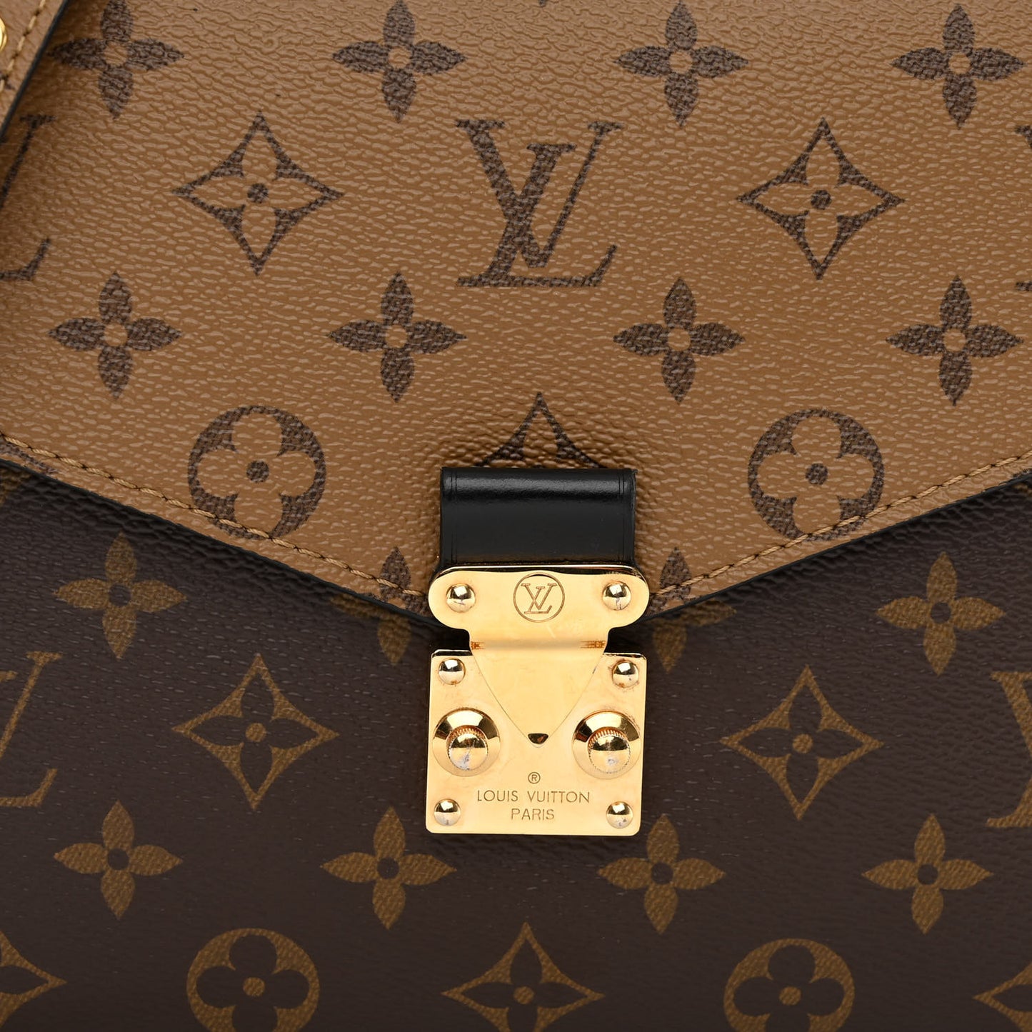 Reverse Monogram Pochette Metis