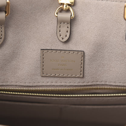 Louis Vuitton Empreinte Monogram Giant Onthego MM Tourterelle Creme 6 of 11