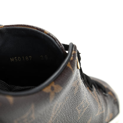 Louis Vuitton Patent Monogram Frontrow Sneakers 39 10 of 13
