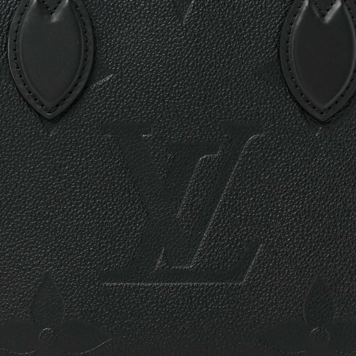 Louis Vuitton Empreinte Monogram Giant Onthego PM Black 7 of 9