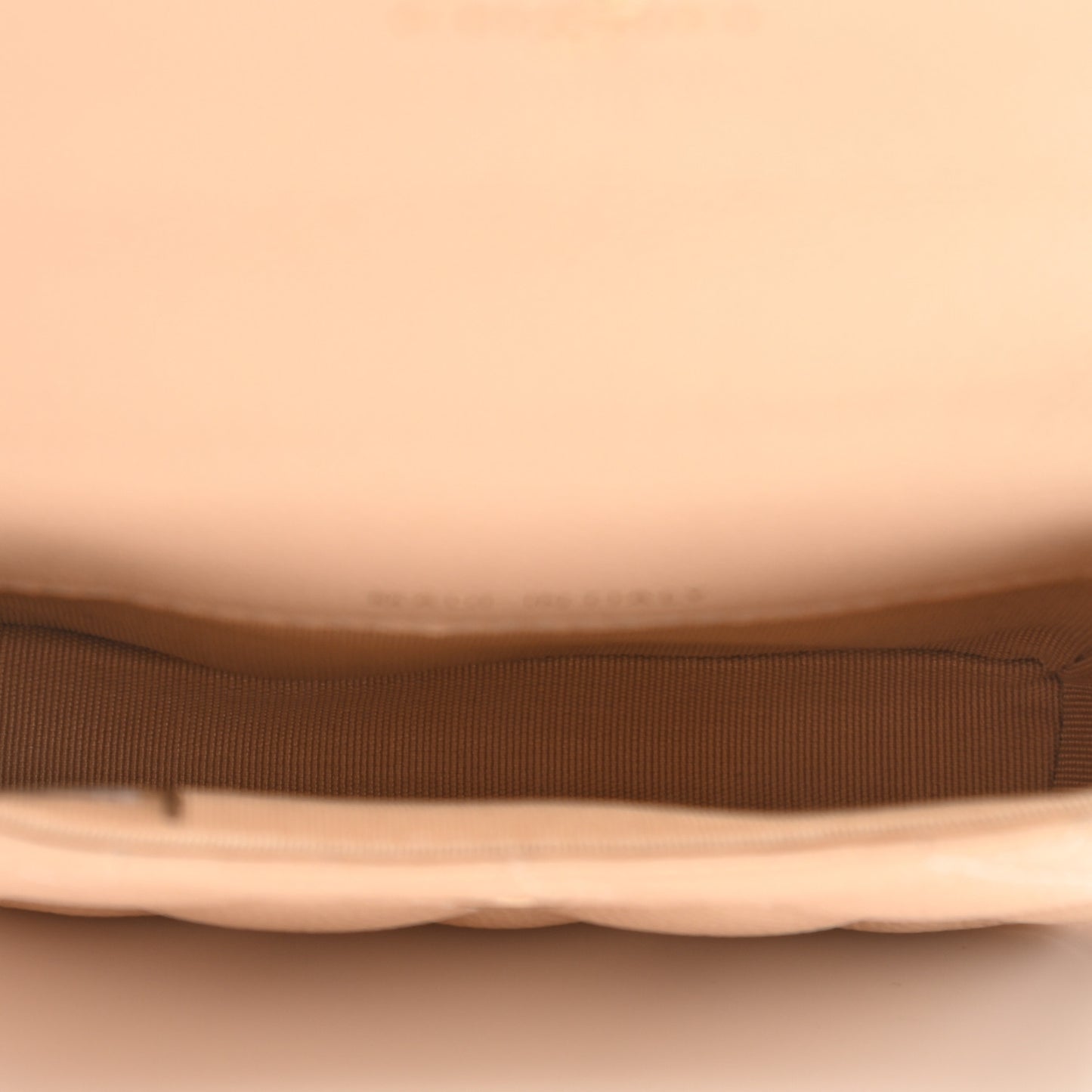 Iridescent Caviar Quilted Pearl Card Holder On Chain Beige