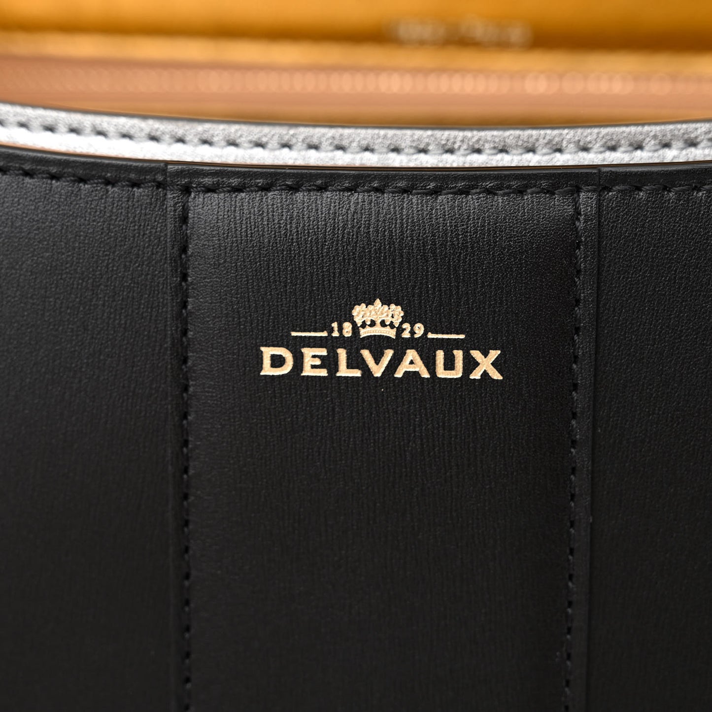 Box Calfskin MM Brillant Satchel Black Gold