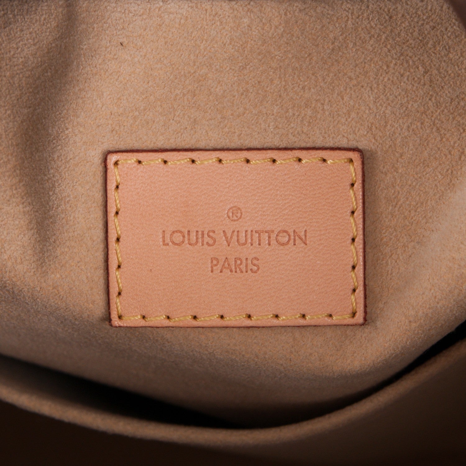Louis Vuitton Monogram Artsy MM 6 of 7