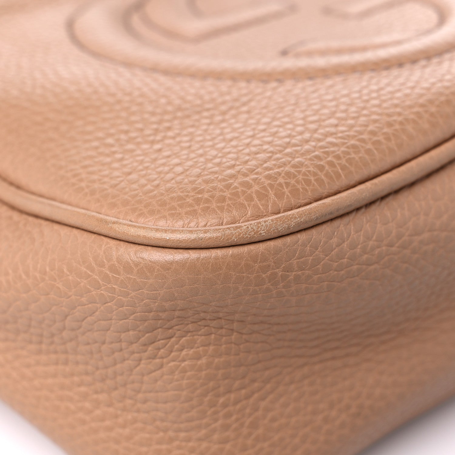Gucci Pebbled Calfskin Small Soho Disco Bag Camelia 9 of 17