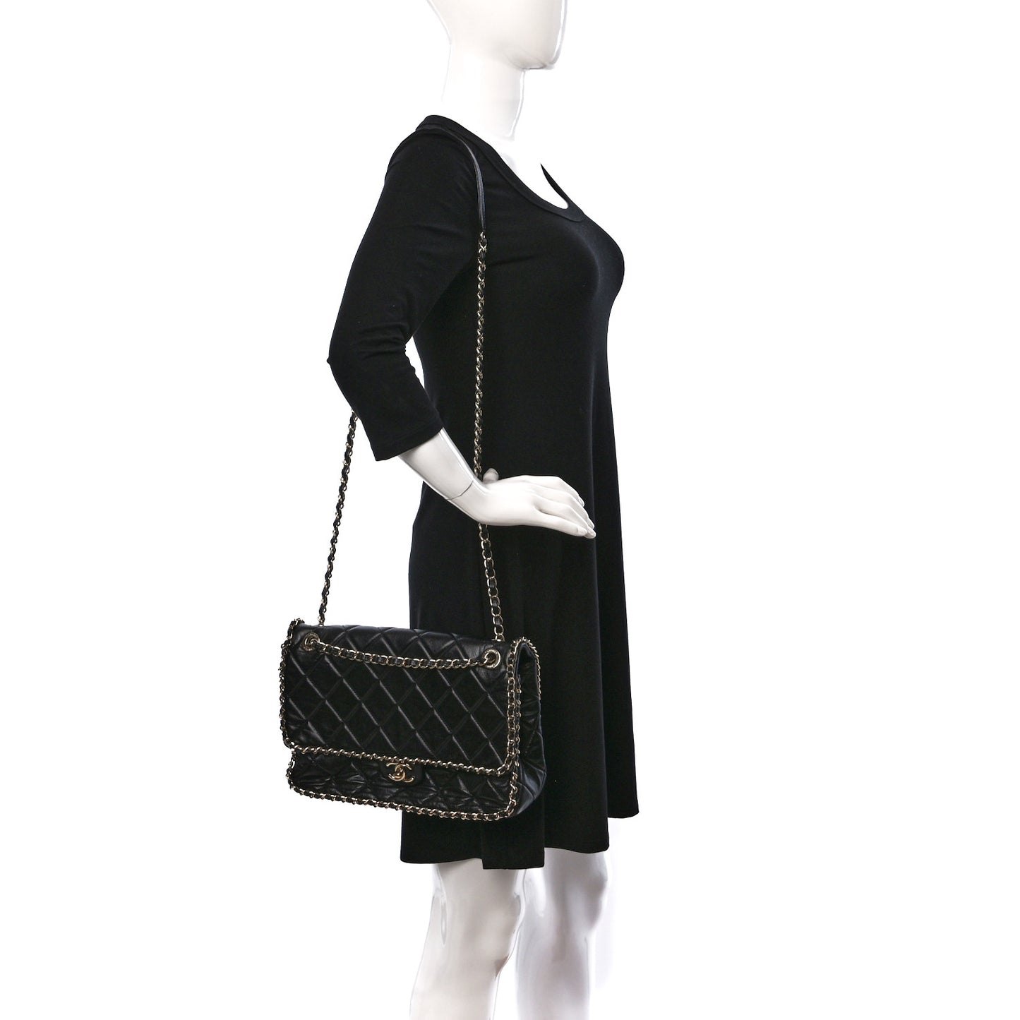 Crumpled Calfskin Quilted Large Chain All Over Flap Bag Black