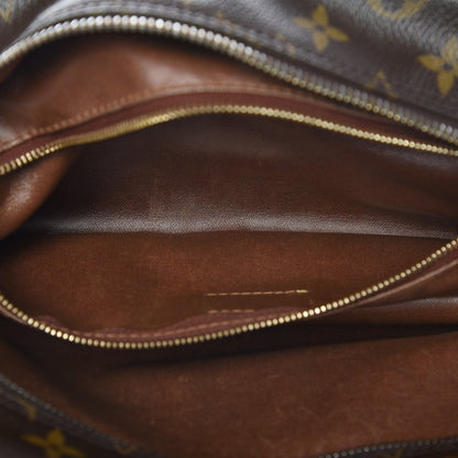 Louis Vuitton Monogram King Size Toiletry Bag 7 of 12