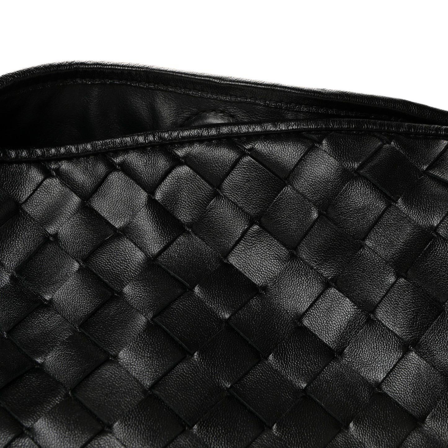 Calfskin Intrecciato Small Hop Black